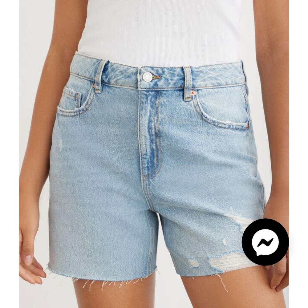 Dynamite - Gabi Mid Thigh Denim Shorts (NWT)